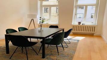 House | Dining