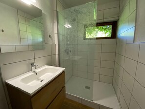 Ferienhaus | Badezimmer