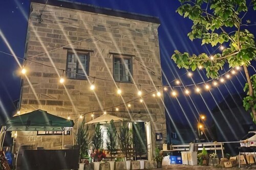 Cafe Bar & Inn - Stone and Iron