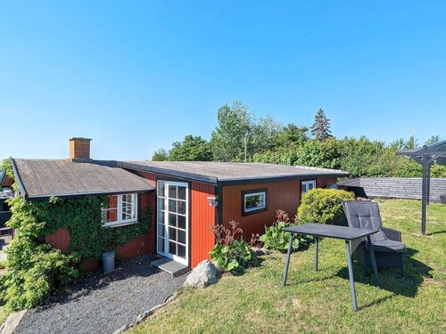 2 Person Holiday Home in Martofte