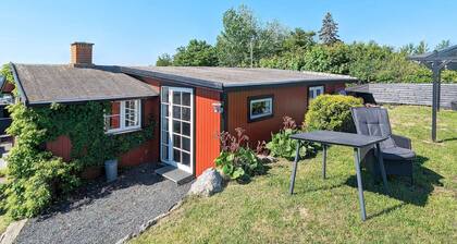 2 Person Holiday Home in Martofte