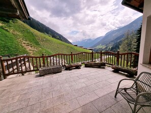 House | Exterior - Holiday Home in Finkenberg With Terrace (Finkenberg)
