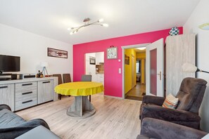 Apartment | Living room - Bright 2-bedroom Apartment (Blankenberge)