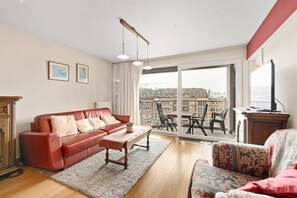 Apartment | Living area