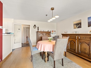Dining - Flat With Terrace & Play Area (Blankenberge)