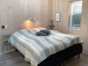 House | 4 bedrooms, individually furnished