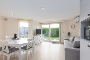 House | Living room