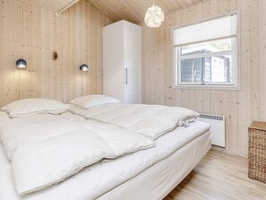 House - 4 Star Holiday Home in Laeso (Læsø)