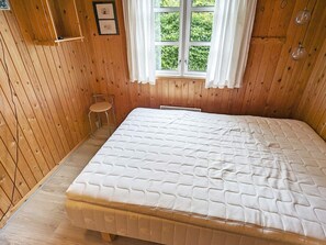House | 4 bedrooms, individually furnished