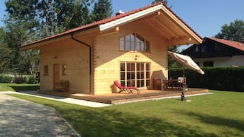 House | Bahagian luar