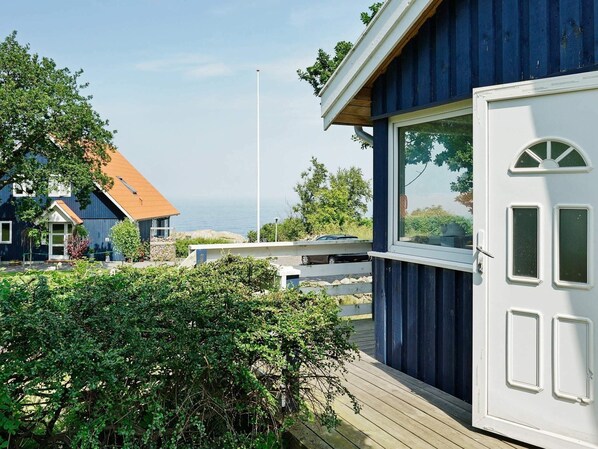 Exterior - Secluded Retreat by Beach - By Traum Ferienwohnungen (Nexø)