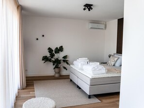 Villa | 4 camere, con arredamento individuale, lenzuola