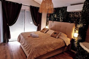 4 bedrooms, iron/ironing board, travel crib, WiFi - Superbe Villa à Thème "tropical" Avec Piscine Entre le Verdon et Saint Tropez (Figanières)