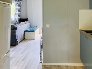 1 chambre, ameublement personnalisé
