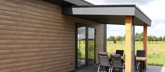 Chalet With Shared Pool Near Giethoorn