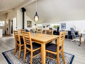 House | Dining