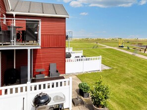 Exterior - 6 Person Holiday Home in Hadsund (Hadsund)