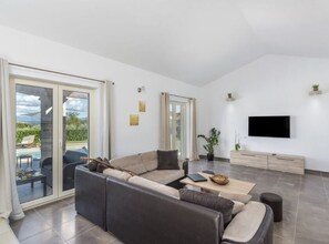 Villa | Living area