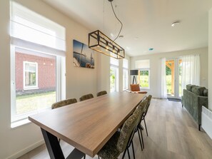 House | Dining - Holiday Home by Lake Beach Simonshaven (Simonshaven)