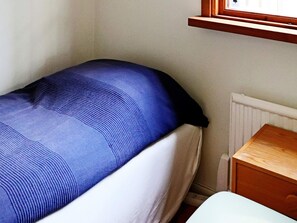 House | 3 bedrooms, individually furnished