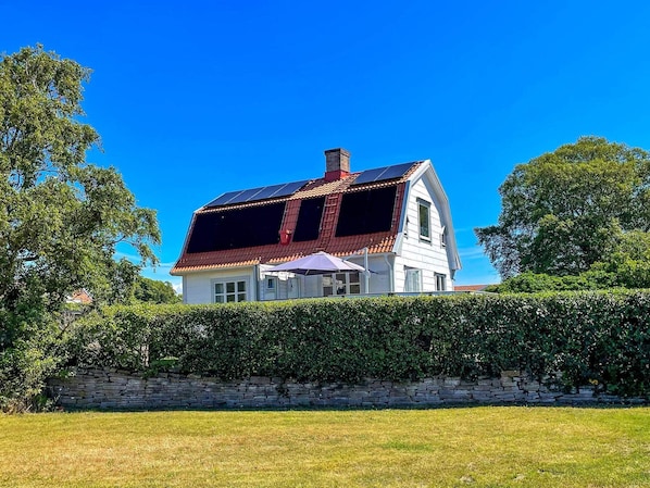 House | Exterior