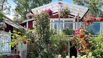 House | Exterior