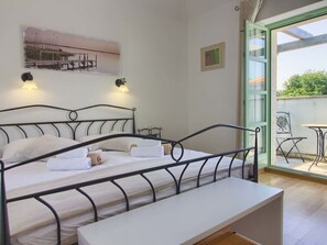 Villa | 3 bedrooms, individually furnished