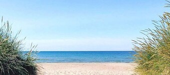 Summer Cottage Near the Beach