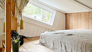 Rumah | 2 kamar tidur dan dilengkapi dengan perabotan berbeda-beda