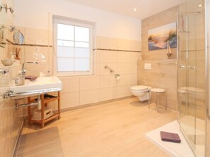 House | Bathroom - Anchor Claw Comfortable Holiday Residence (Krummhoern)