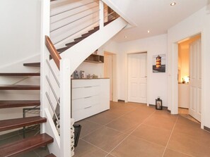 Interior - Anchor Claw Comfortable Holiday Residence (Krummhoern)