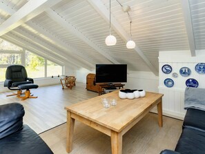 Interior - 4 Star Holiday Home in Albaek (Aalbaek)