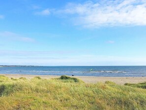 House | Beach - 7 Person Holiday Home in Mellbystrand (Mellbystrand)