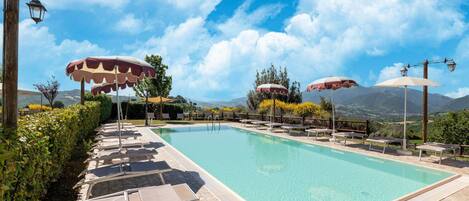 Maison | Piscine | Piscine extérieure