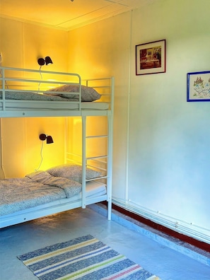 2 chambres, lit parapluie, Wi-Fi gratuit, draps fournis