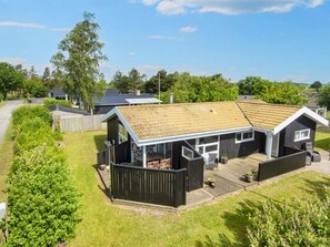 Exterior - 6 Person Holiday Home in Juelsminde (Juelsminde)