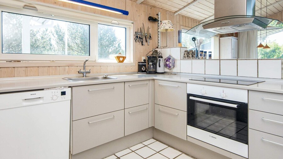 6 Person Holiday Home in Juelsminde