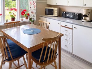 House | Dining
