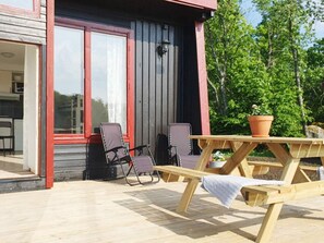 House | Outdoor dining