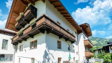 House | Exterior