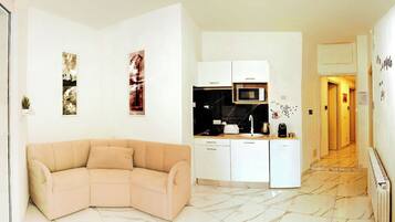 TV 24 pollici con canali digitali, Netflix, Hulu