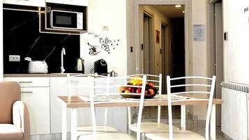 24-Zoll-Fernseher mit Digitalempfang, Netflix, Hulu