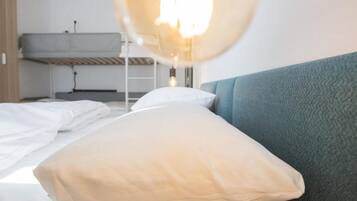 Apartment | 1 bedroom, bed sheets