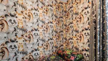 House | 5 bedrooms, individually furnished