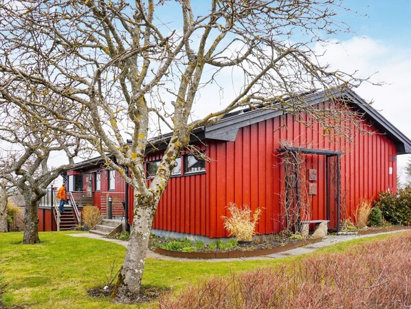 House | Exterior - Apartment in Center of Stromstad (Stromstad)