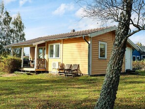 House | Exterior - Cosy Holiday Home With Balcony (Skummesloevsstrand)