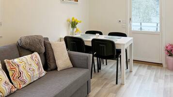 House | Dining