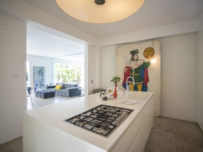 Private kitchen - Holiday Home in Terrasini With Private Pool (Terrasini)