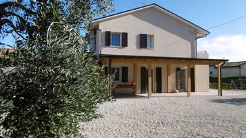 Apartment | Exterior