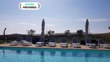 Apartemen | Kolam renang | Kolam renang outdoor